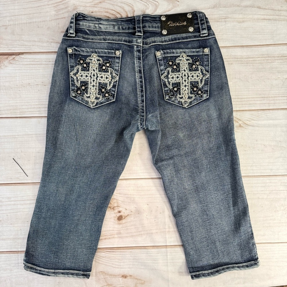 Rhinestone Bling Western Capri Blue Denim Mid Rise Jeans by ViVi Diva Size 6/28